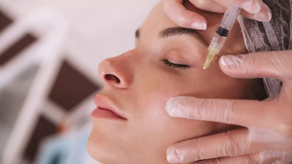 Non-Surgical Facelift Operation